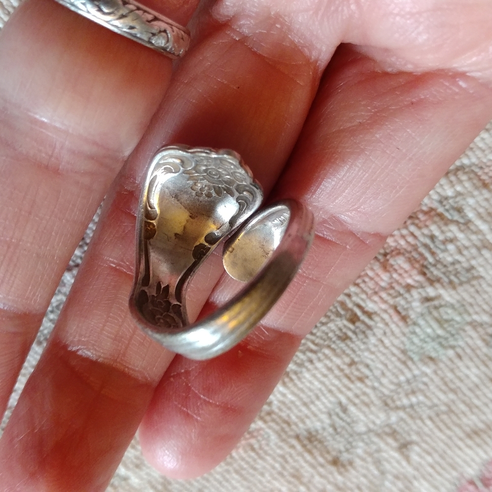 Oneida silver spoon ring - Picture 3 of 5